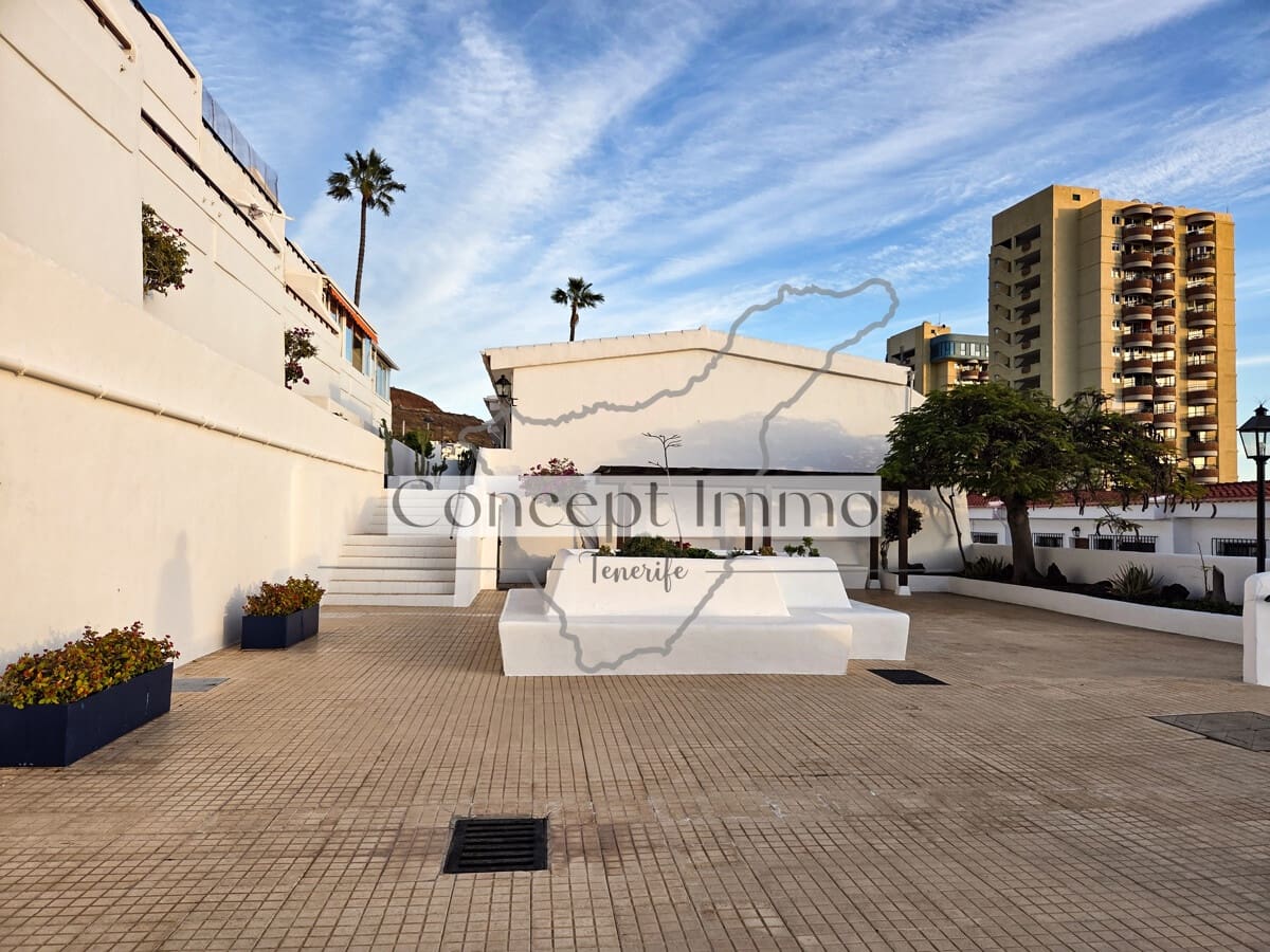 1 soveværelse Lejlighed til salg i Los Cristianos med swimmingpool - € 299.000 (Ref: 9523680)