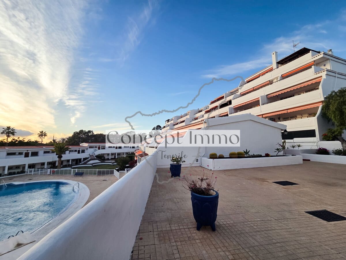 1 soveværelse Lejlighed til salg i Los Cristianos med swimmingpool - € 299.000 (Ref: 9523680)