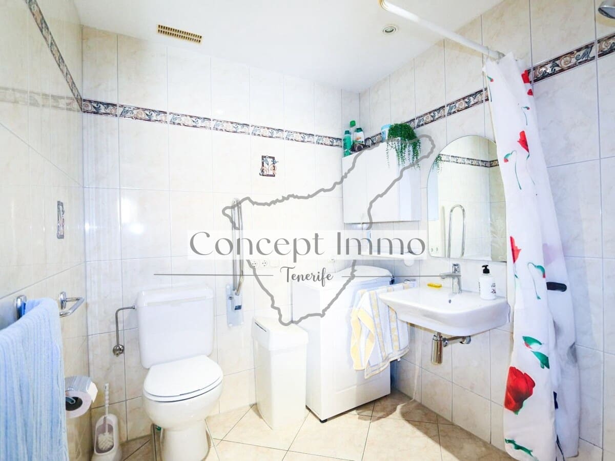 1 soveværelse Lejlighed til salg i Los Cristianos med swimmingpool - € 249.000 (Ref: 9624023)