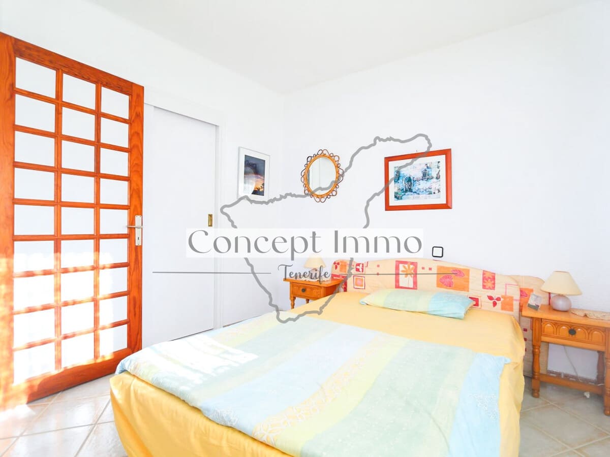 2 slaapkamer Bungalow te koop in Costa Adeje met zwembad - € 550.000 (Ref: 9629211)