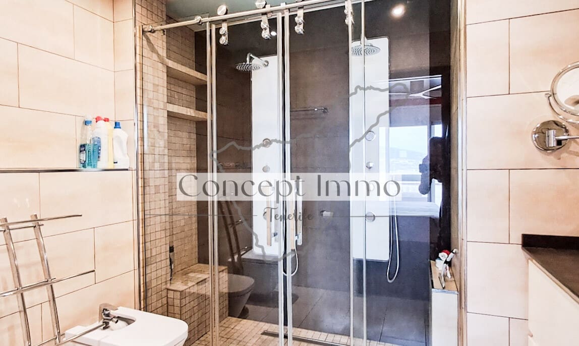 2 chambre Appartement à vendre à Roque del Conde avec piscine garage - 400 000 € (Ref: 9629490)