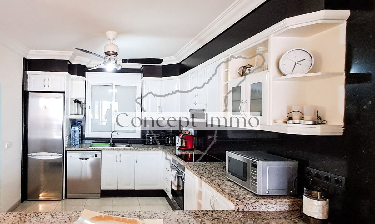 2 chambre Appartement à vendre à Roque del Conde avec piscine garage - 400 000 € (Ref: 9629490)