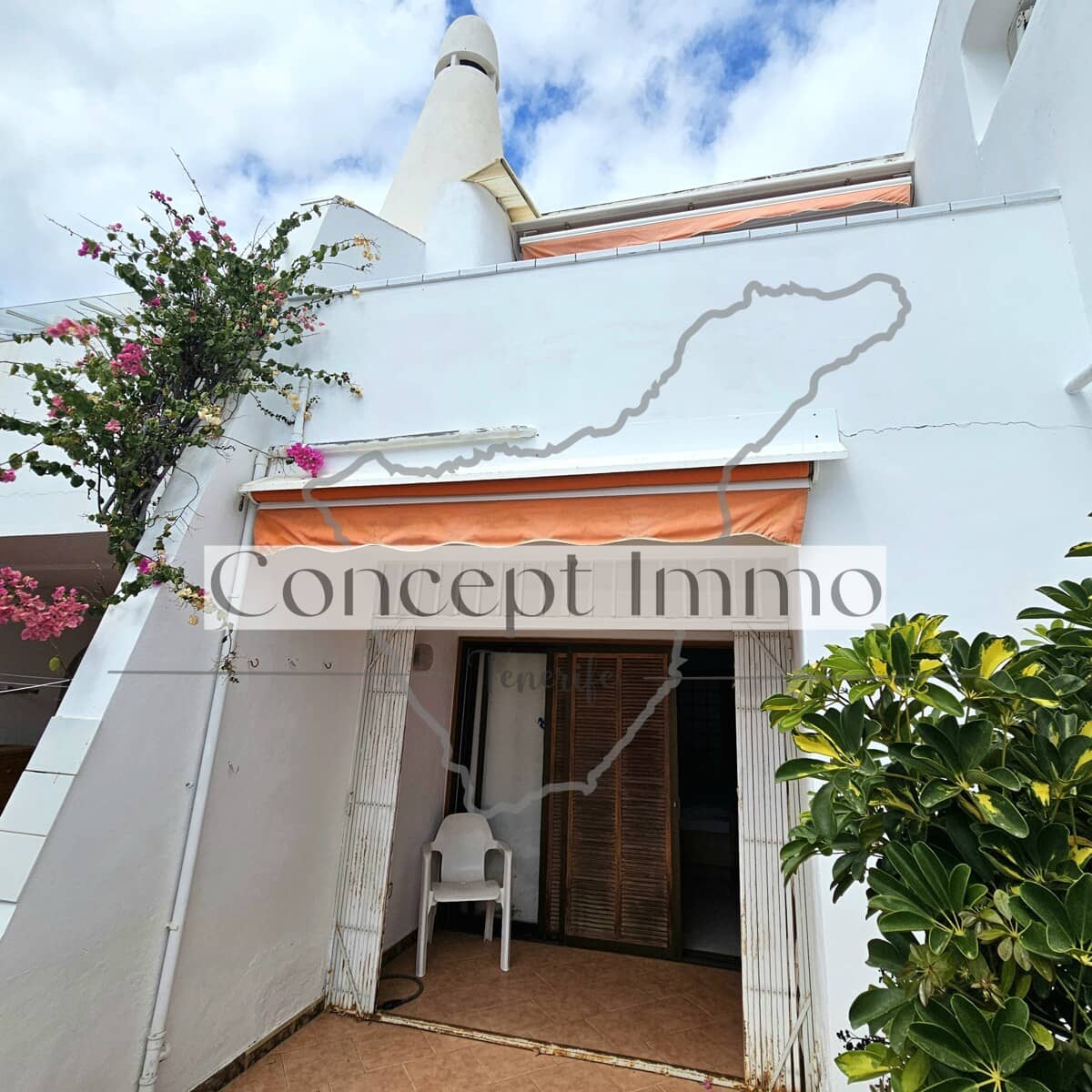 2 makuuhuone Asunto myytävänä paikassa Costa Adeje mukana uima-altaan - 549 000 € (Ref: 9638082)