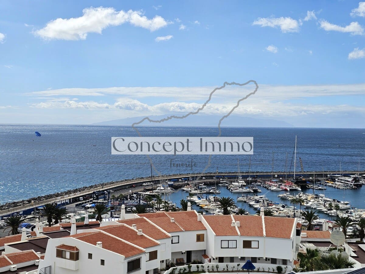 2 makuuhuone Asunto myytävänä paikassa Costa Adeje mukana uima-altaan - 549 000 € (Ref: 9638082)