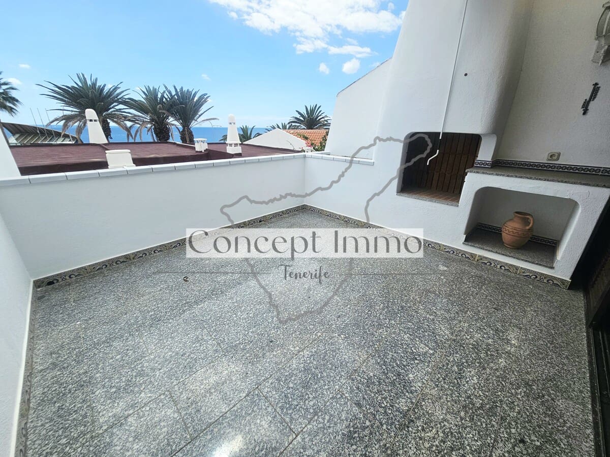 2 makuuhuone Asunto myytävänä paikassa Costa Adeje mukana uima-altaan - 549 000 € (Ref: 9638082)