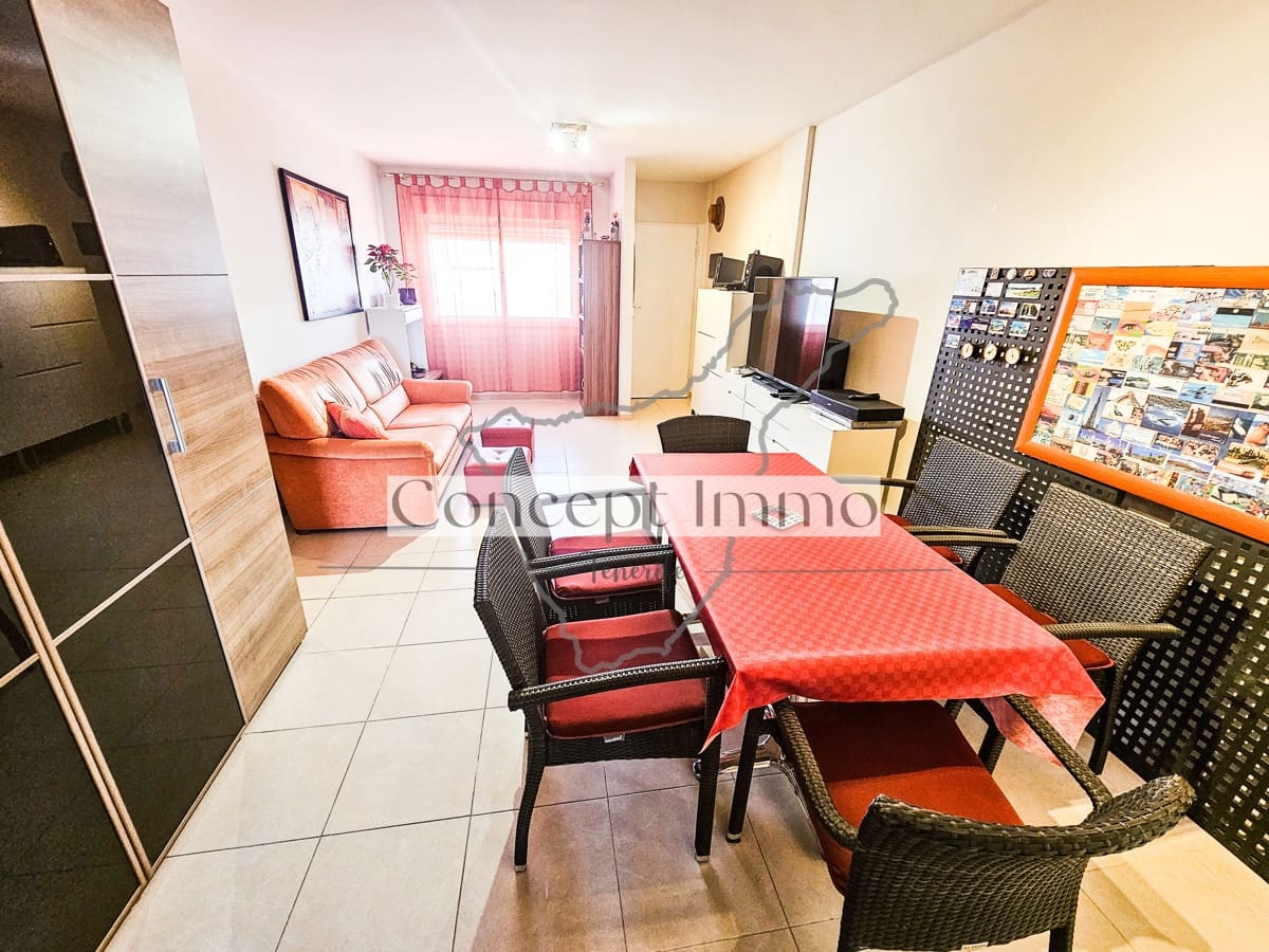 1 sovrum Lägenhet till salu i Guargacho med garage - 225 000 € (Ref: 9638083)