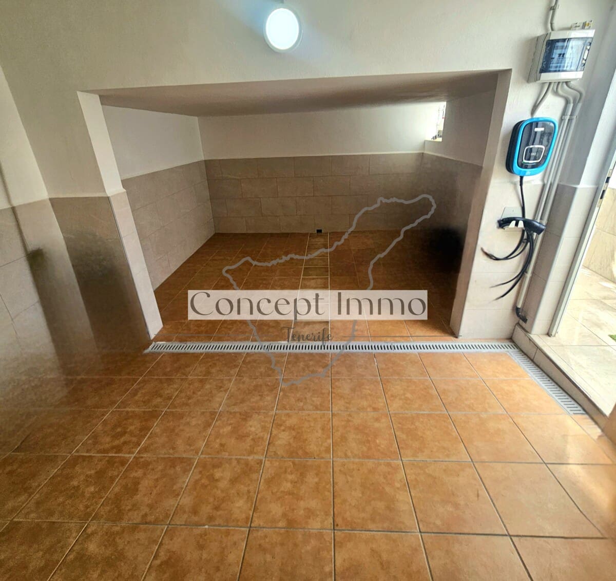 3 makuuhuone Omakotitalo myytävänä paikassa Palm-Mar mukana 
autotalli - 580 000 € (Ref: 9643393)