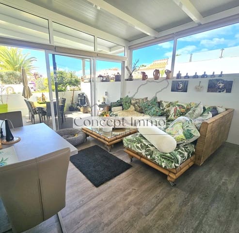 3 makuuhuone Omakotitalo myytävänä paikassa Palm-Mar, Arona mukana 
autotalli - 580 000 € (Ref: 9643393)