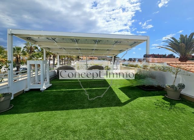 3 makuuhuone Omakotitalo myytävänä paikassa Palm-Mar, Arona mukana 
autotalli - 580 000 € (Ref: 9643393)