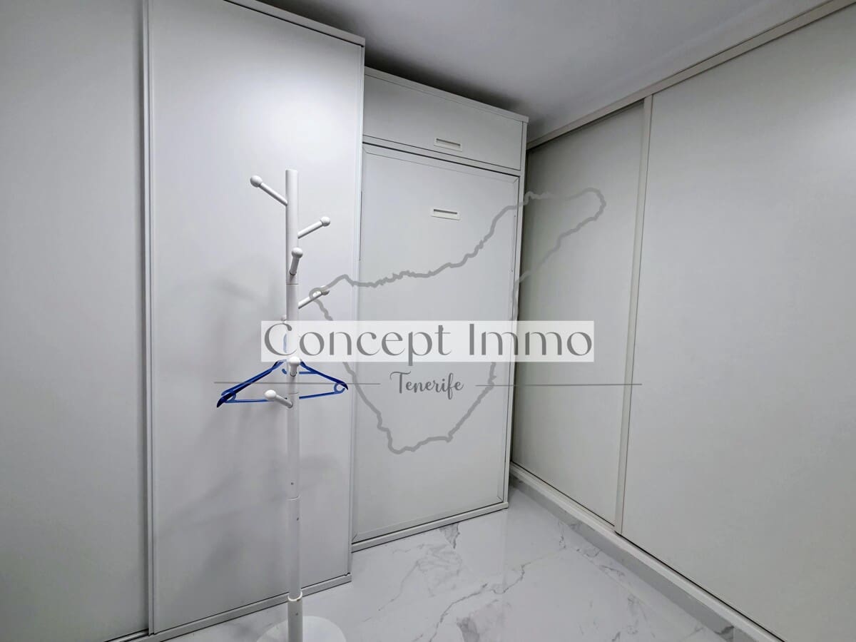 2 Zimmer Wohnung zu verkaufen in Los Cristianos mit Pool - 490.000 € (Ref: 9654433)