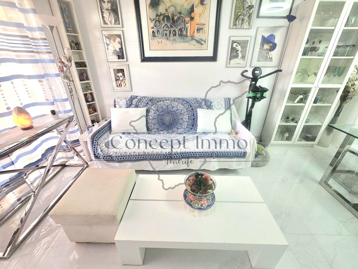 2 Zimmer Wohnung zu verkaufen in Los Cristianos mit Pool - 490.000 € (Ref: 9654433)