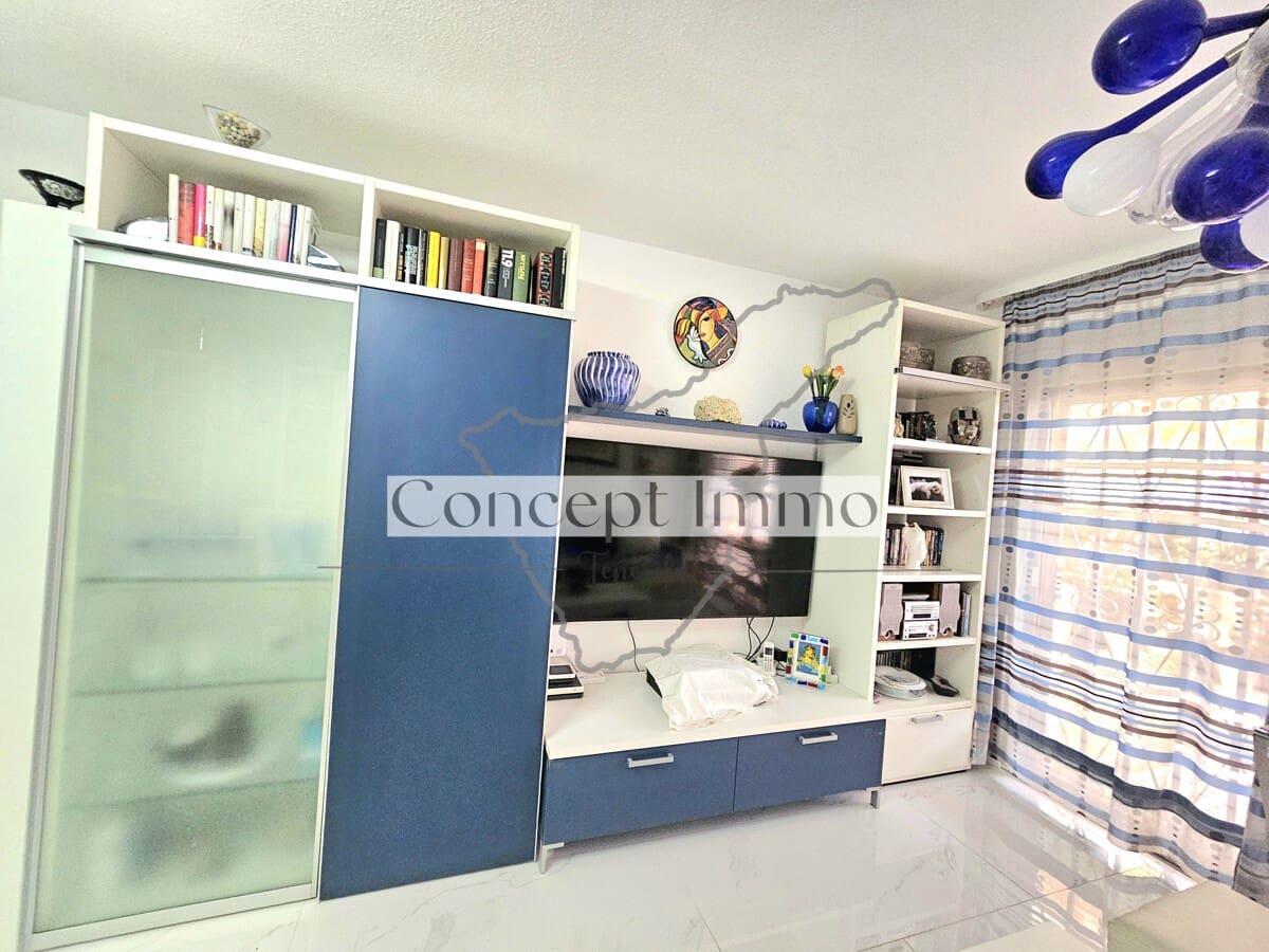 2 Zimmer Wohnung zu verkaufen in Los Cristianos mit Pool - 490.000 € (Ref: 9654433)