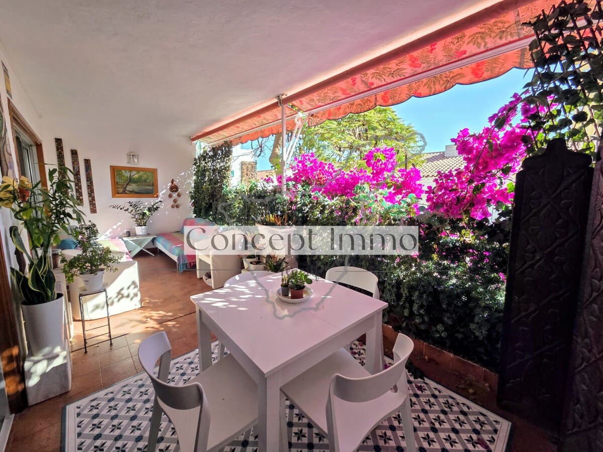 2 Zimmer Wohnung zu verkaufen in Los Cristianos mit Pool - 490.000 € (Ref: 9654433)