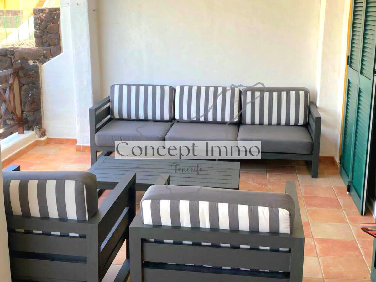 1 soverom Leilighet til salgs i Costa del Silencio med svømmebasseng - € 330 000 (Ref: 9665722)