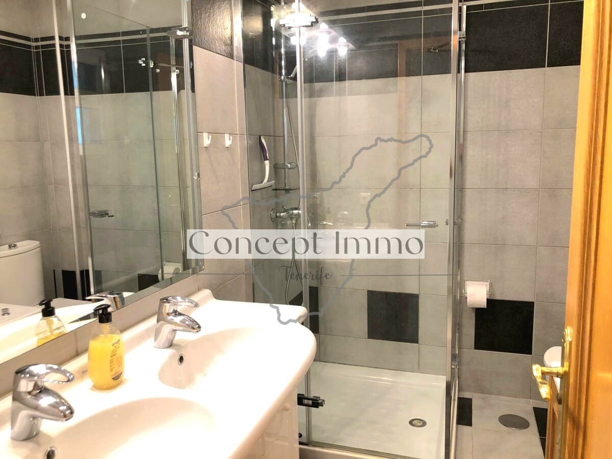 1 soverom Leilighet til salgs i Costa del Silencio med svømmebasseng - € 330 000 (Ref: 9665722)