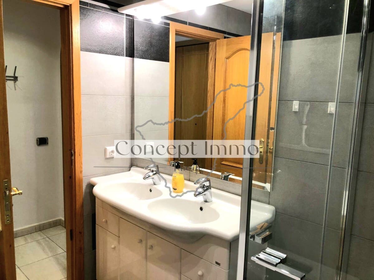 1 soverom Leilighet til salgs i Costa del Silencio med svømmebasseng - € 330 000 (Ref: 9665722)