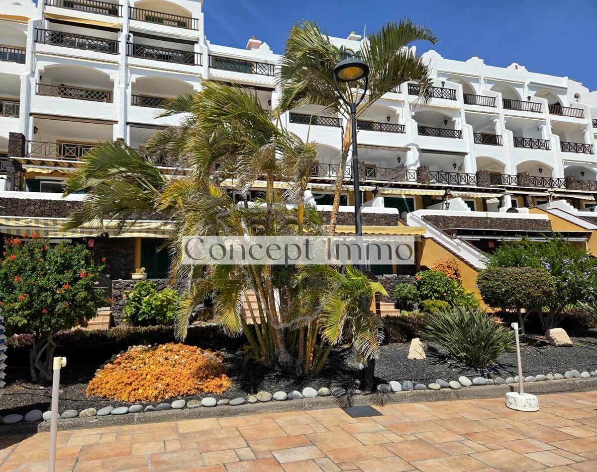 1 soverom Leilighet til salgs i Costa del Silencio med svømmebasseng - € 330 000 (Ref: 9665722)