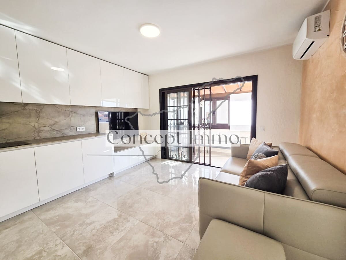 1 quarto Apartamento para venda em Costa del Silencio com piscina - 219 000 € (Ref: 9691508)