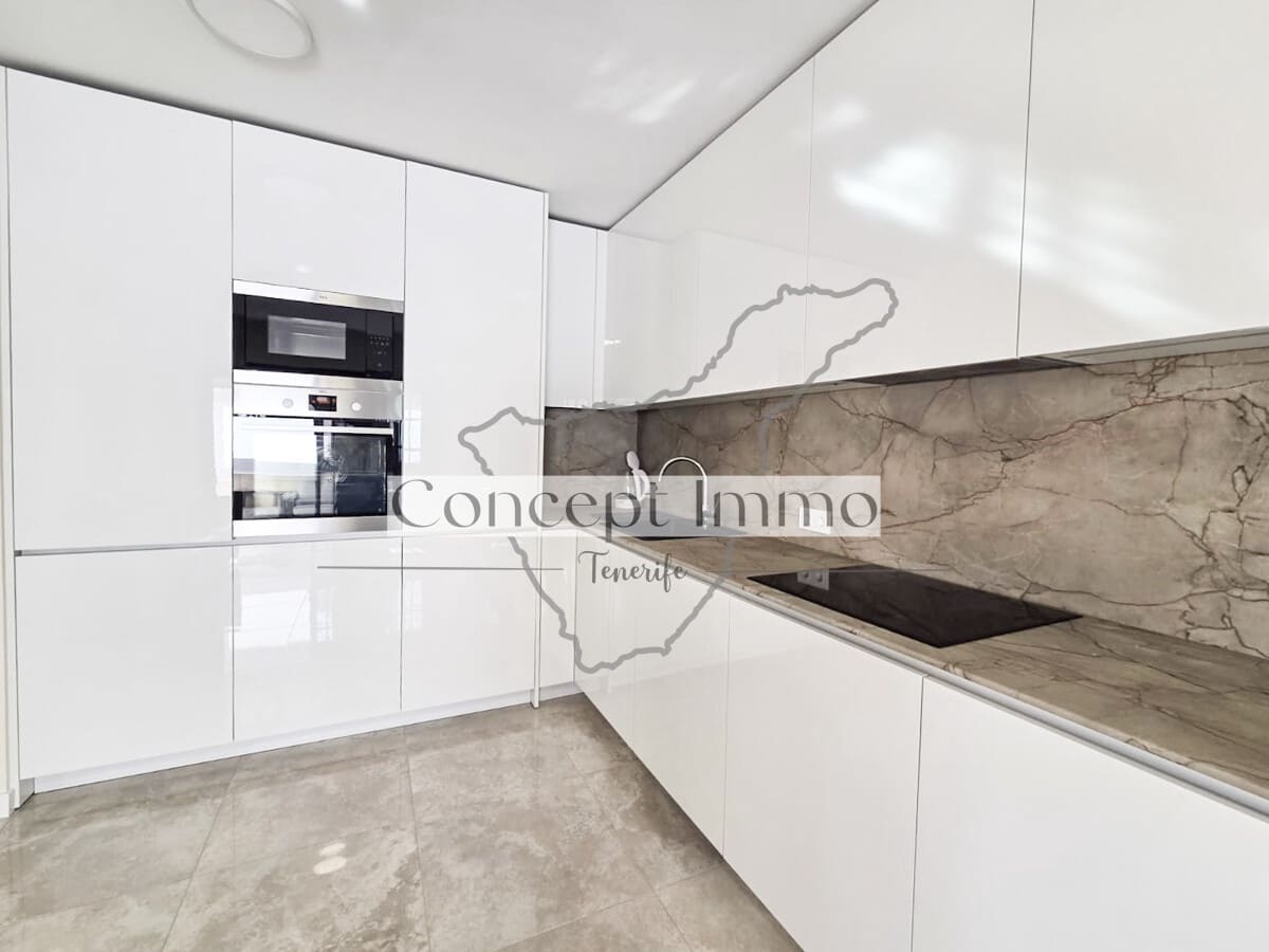 1 quarto Apartamento para venda em Costa del Silencio com piscina - 219 000 € (Ref: 9691508)