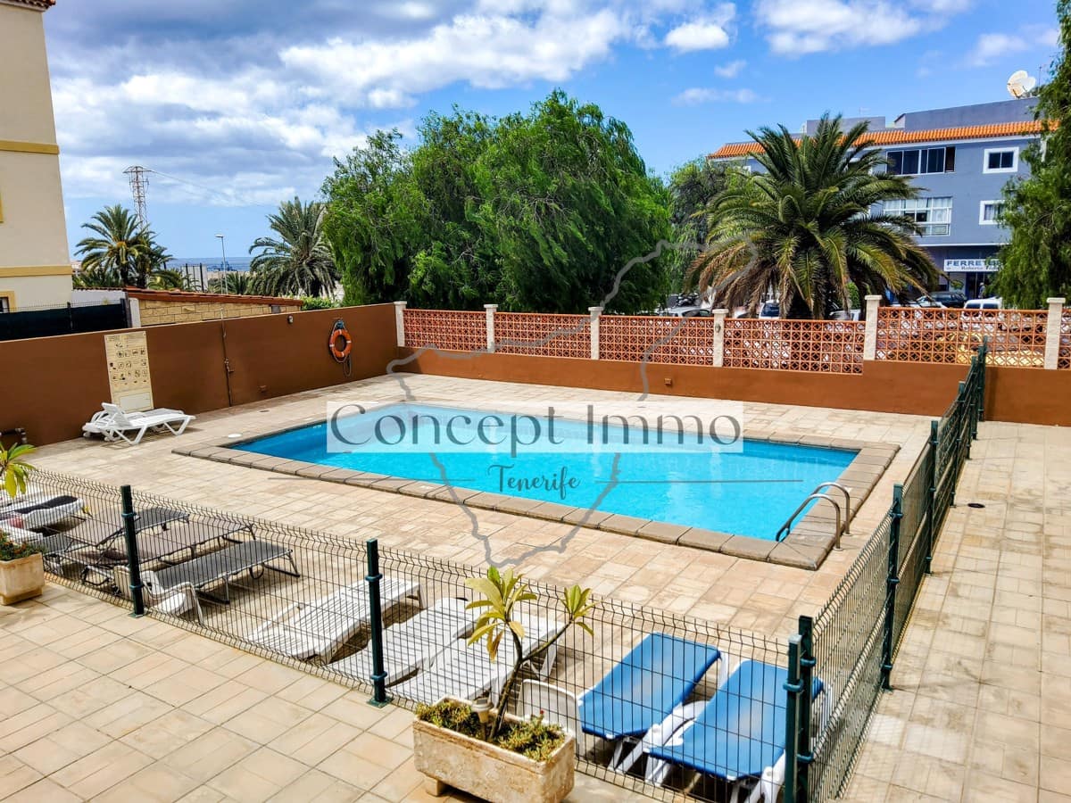 1 quarto Apartamento para venda em Costa del Silencio com piscina - 219 000 € (Ref: 9691508)
