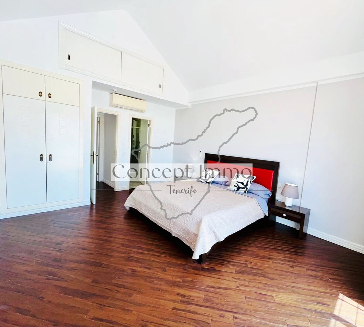 3 chambre Penthouse à vendre à Costa Adeje avec piscine - 780 000 € (Ref: 9747304)