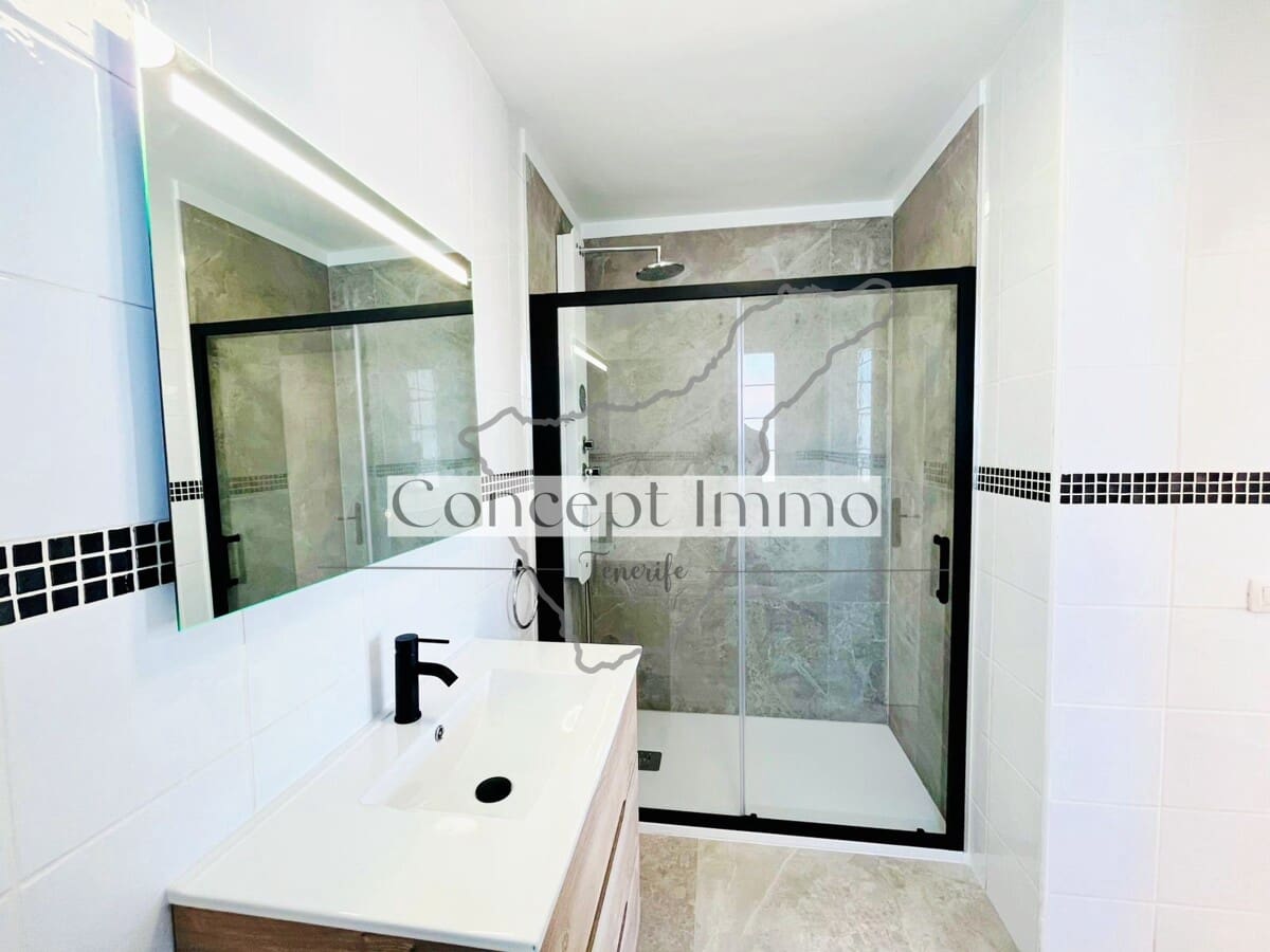 3 chambre Penthouse à vendre à Costa Adeje avec piscine - 780 000 € (Ref: 9747304)