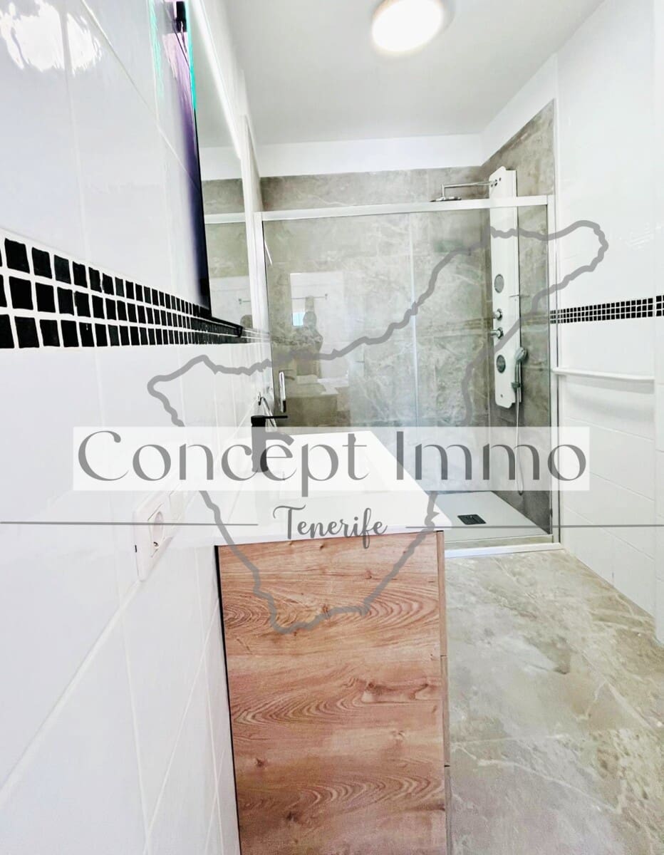 3 chambre Penthouse à vendre à Costa Adeje avec piscine - 780 000 € (Ref: 9747304)