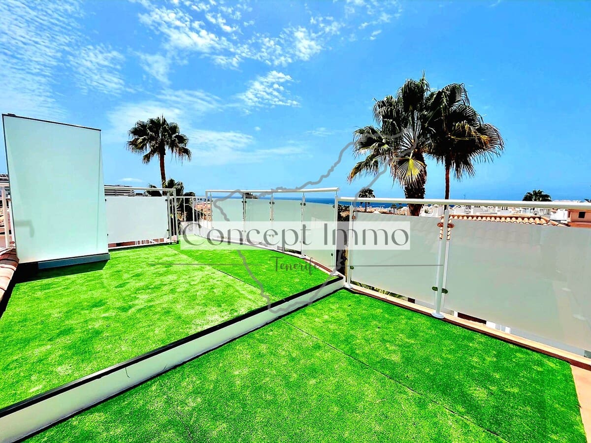 3 chambre Penthouse à vendre à Costa Adeje avec piscine - 780 000 € (Ref: 9747304)