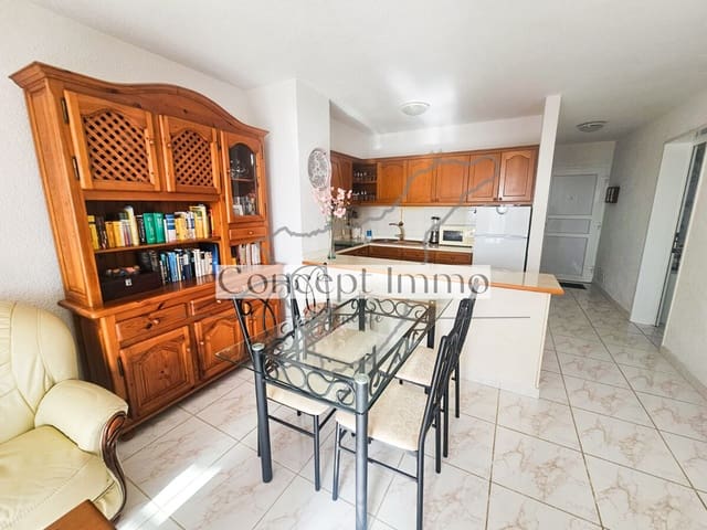 Ático de 2 habitaciones en Los Cristianos, Arona en venta con piscina garaje - 435.000 € (Ref: 9751506)