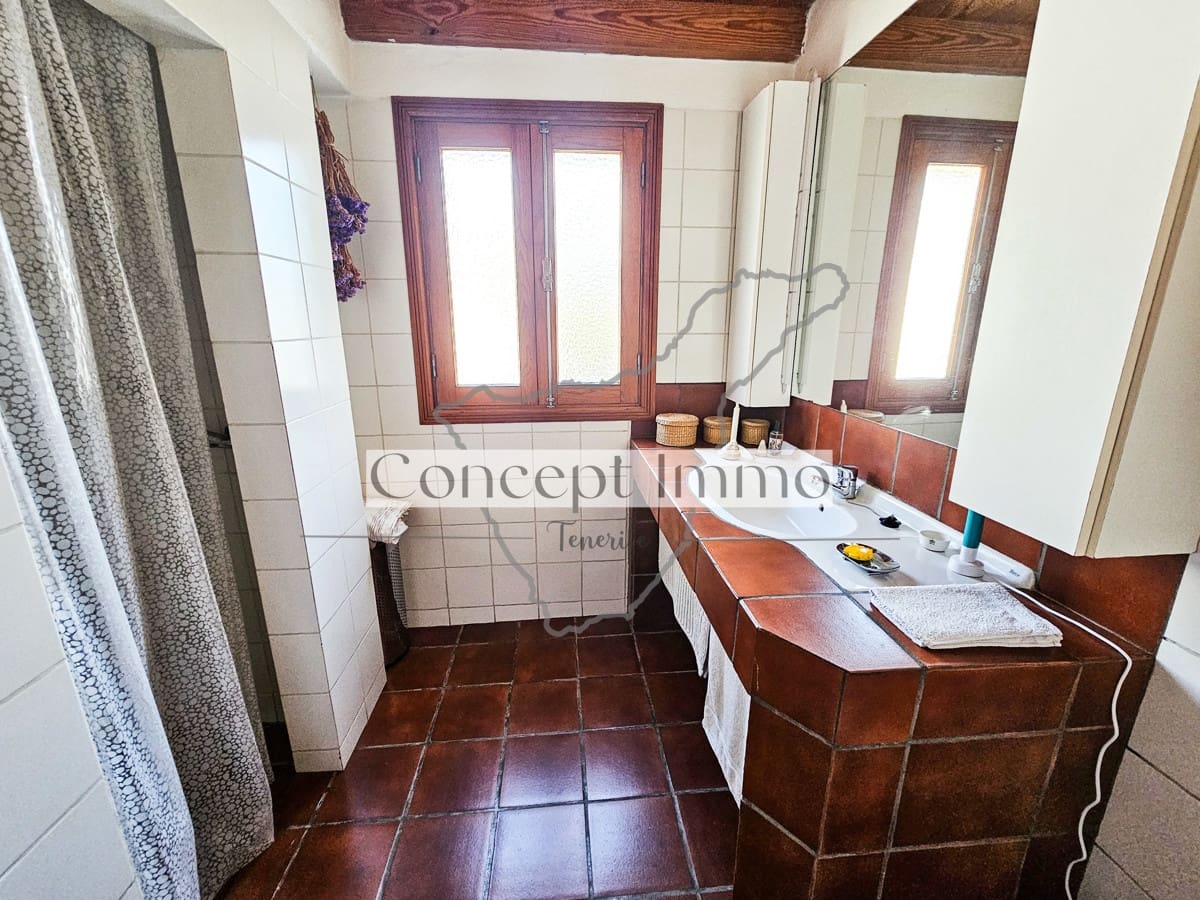 3 sovrum Finca/Hus på landet till salu i Chirche med garage - 595 000 € (Ref: 9761456)