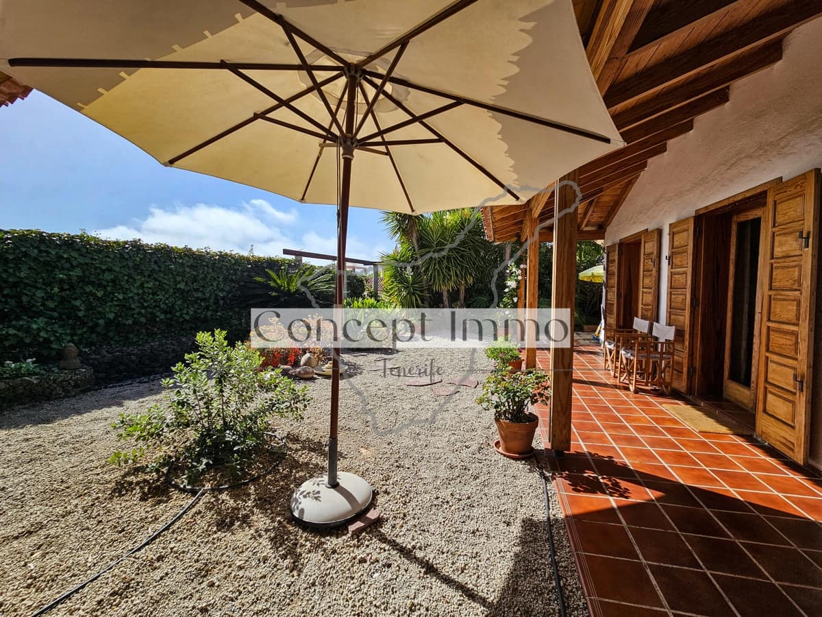 3 sovrum Finca/Hus på landet till salu i Chirche med garage - 595 000 € (Ref: 9761456)