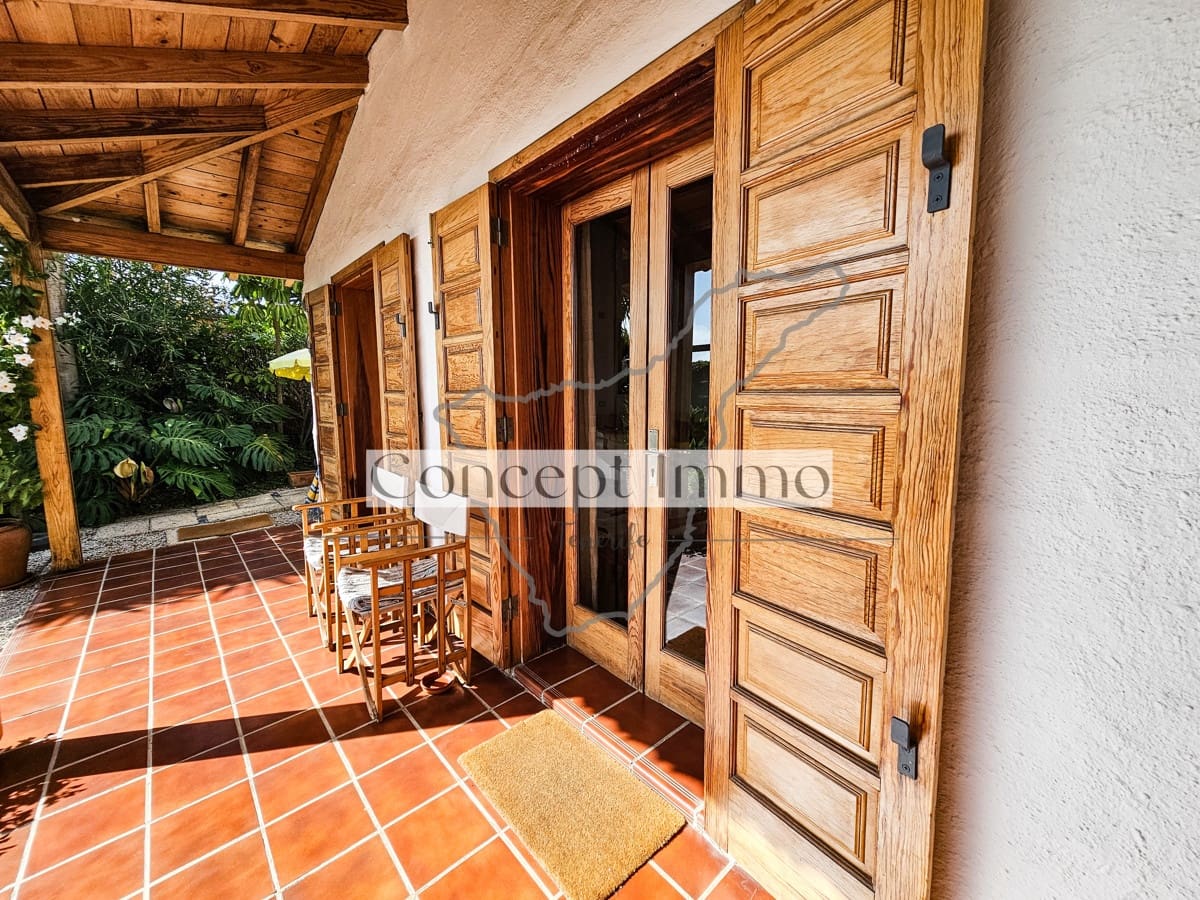 3 sovrum Finca/Hus på landet till salu i Chirche med garage - 595 000 € (Ref: 9761456)