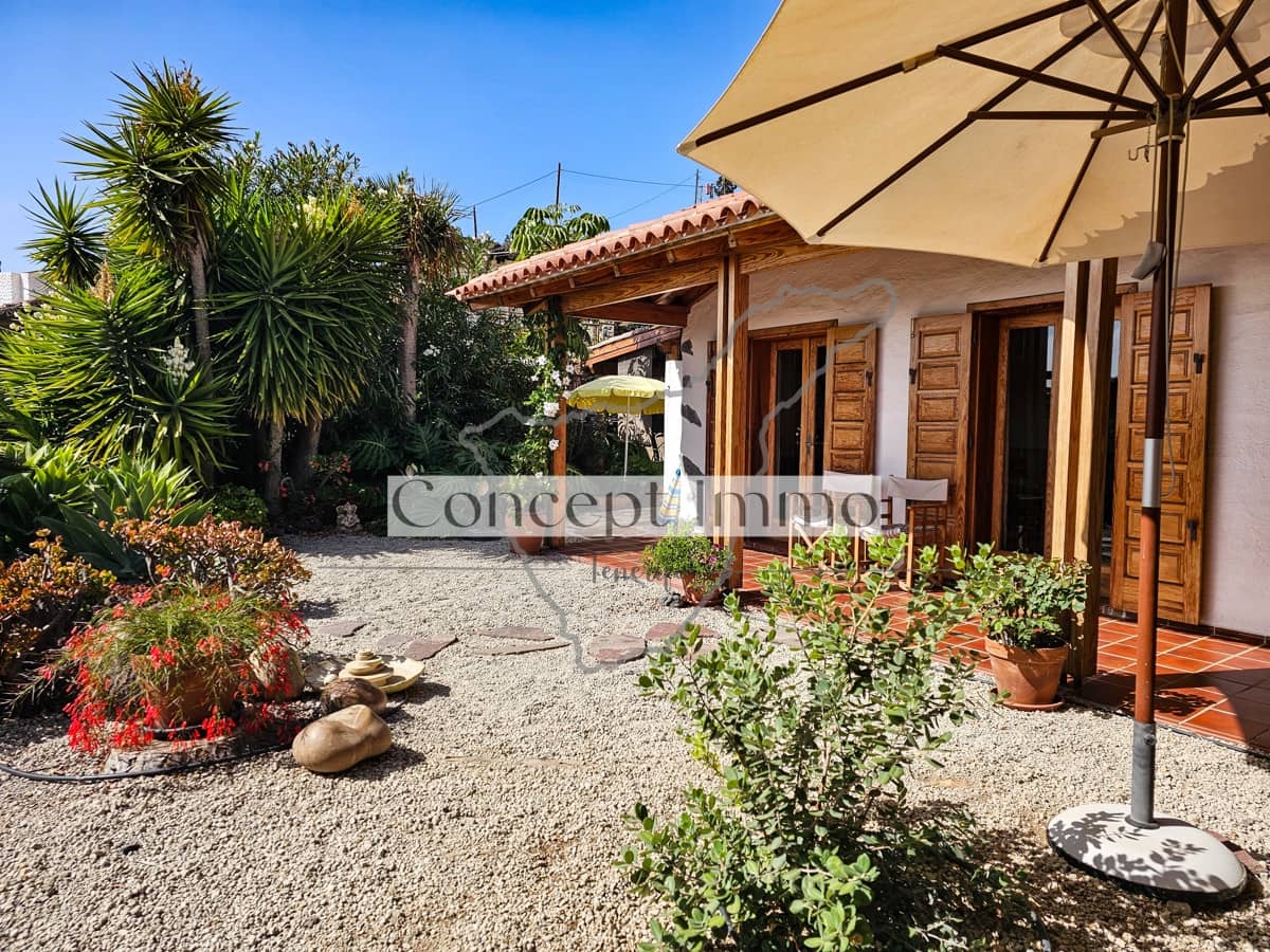 3 sovrum Finca/Hus på landet till salu i Chirche med garage - 595 000 € (Ref: 9761456)