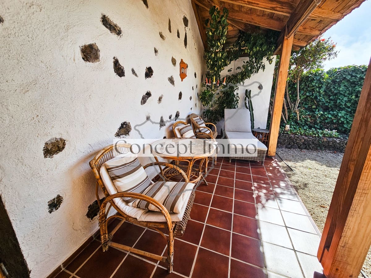 3 sovrum Finca/Hus på landet till salu i Chirche med garage - 595 000 € (Ref: 9761456)