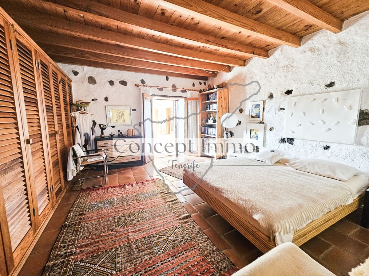 3 sovrum Finca/Hus på landet till salu i Chirche med garage - 595 000 € (Ref: 9761456)