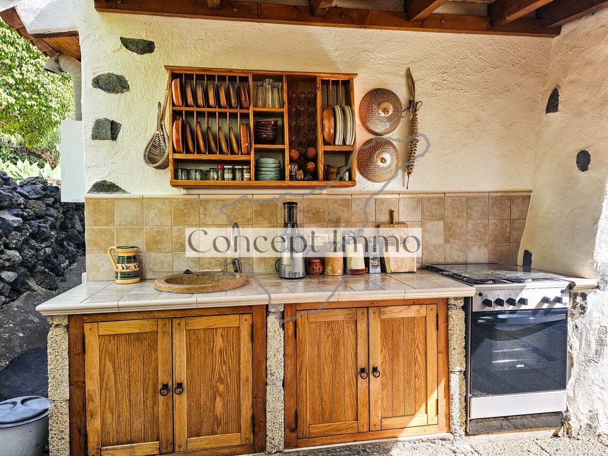 3 sovrum Finca/Hus på landet till salu i Chirche med garage - 595 000 € (Ref: 9761456)