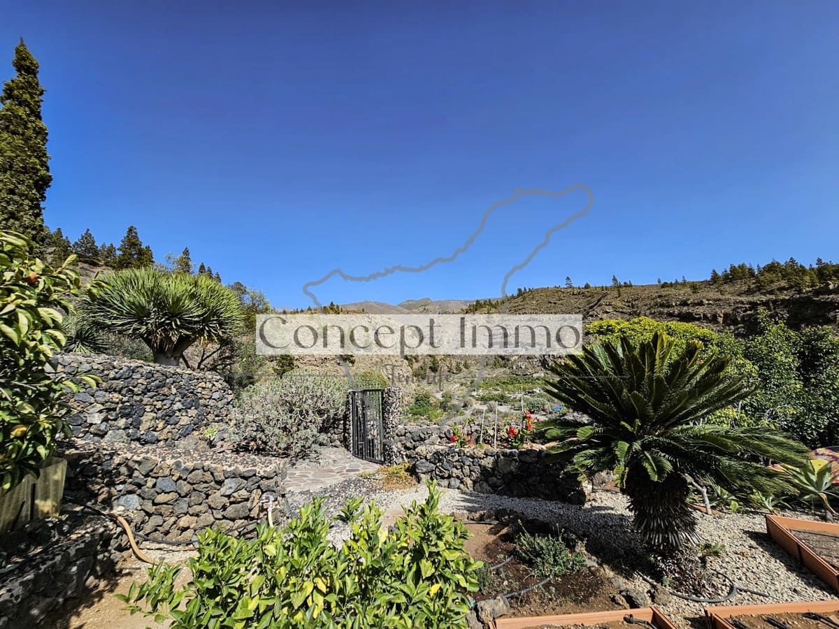 3 sovrum Finca/Hus på landet till salu i Chirche med garage - 595 000 € (Ref: 9761456)