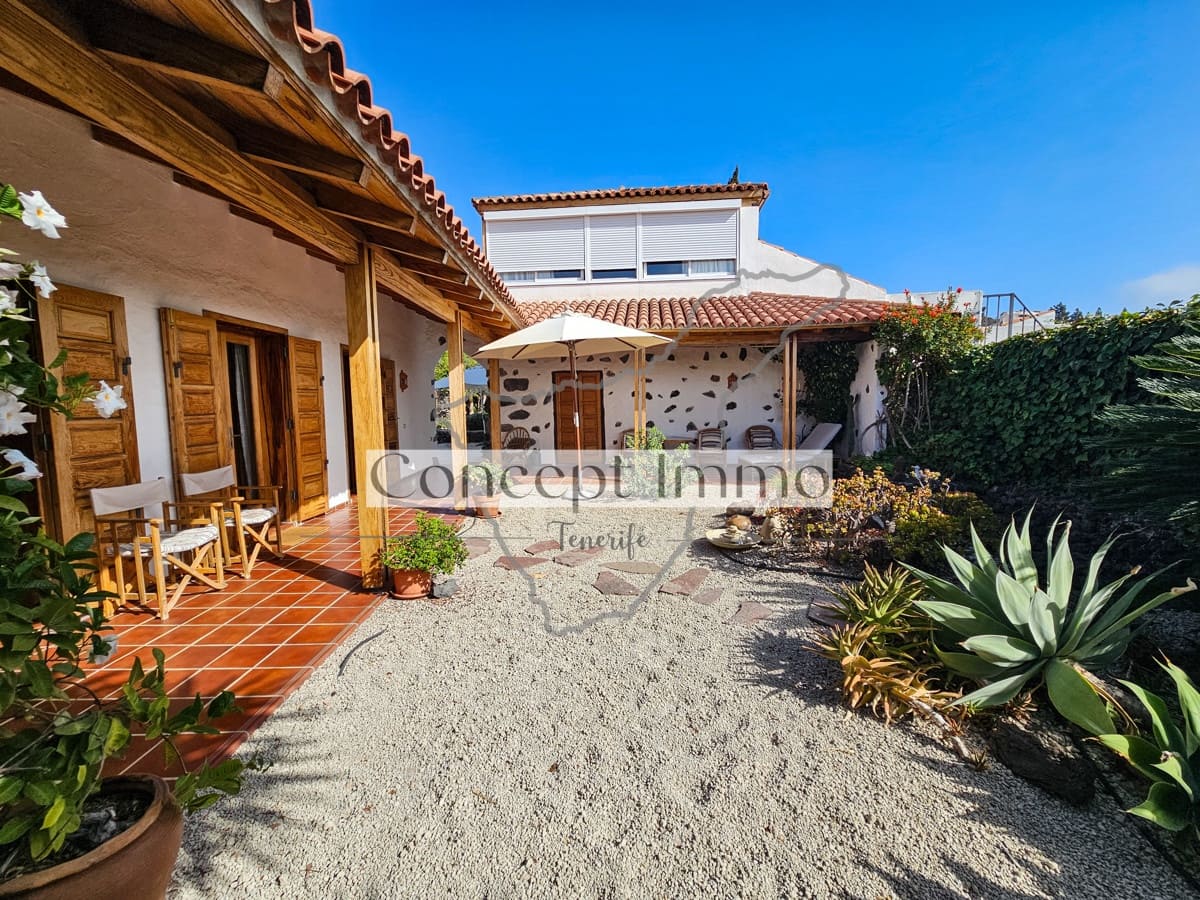 3 sovrum Finca/Hus på landet till salu i Chirche med garage - 595 000 € (Ref: 9761456)