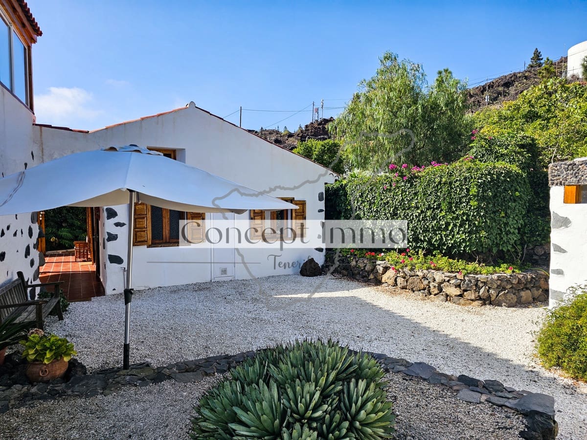 3 sovrum Finca/Hus på landet till salu i Chirche med garage - 595 000 € (Ref: 9761456)