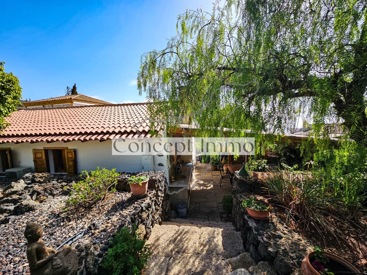 3 sovrum Finca/Hus på landet till salu i Chirche med garage - 595 000 € (Ref: 9761456)