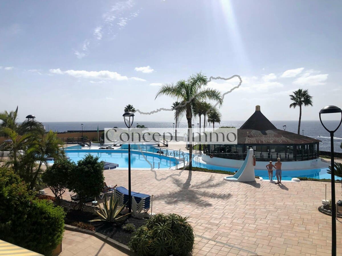 1 bedroom Flat for sale in Costa del Silencio with pool - € 295,000 (Ref: 9830237)