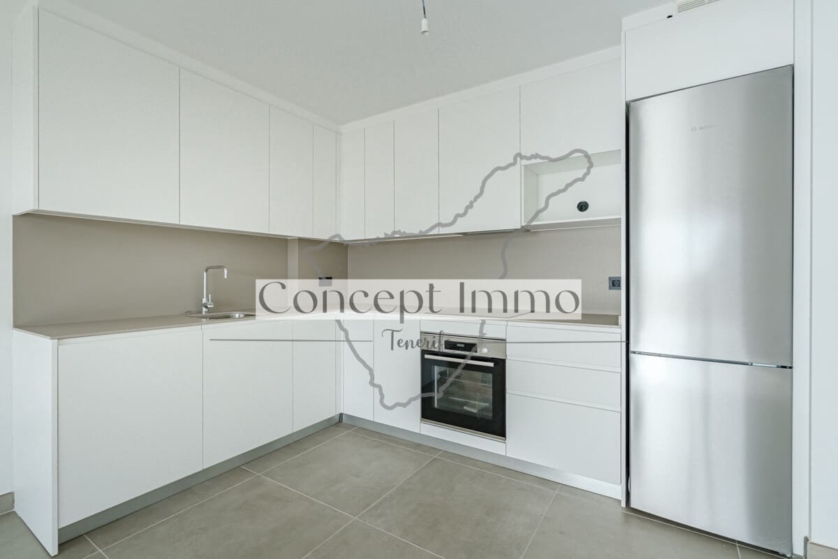 3 bedroom Flat for sale in Granadilla de Abona with pool garage - € 590,000 (Ref: 9838335)