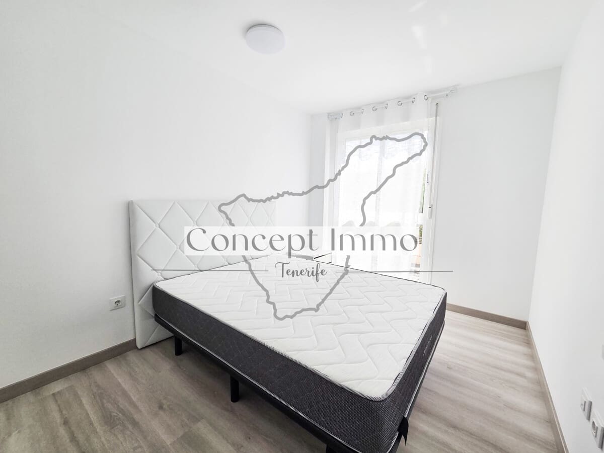 2 bedroom Flat for sale in Cabo Blanco with pool garage - € 262,500 (Ref: 9844324)