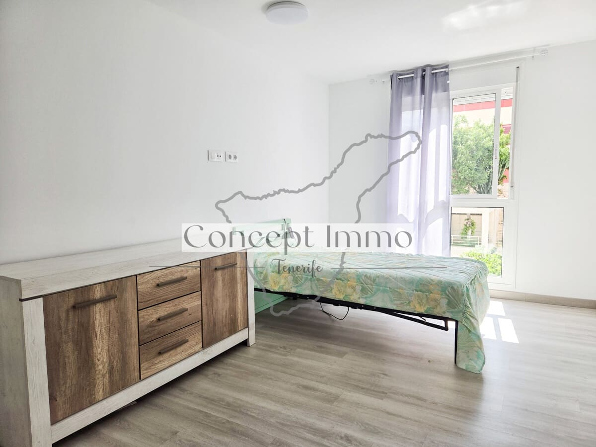 2 bedroom Flat for sale in Cabo Blanco with pool garage - € 262,500 (Ref: 9844324)
