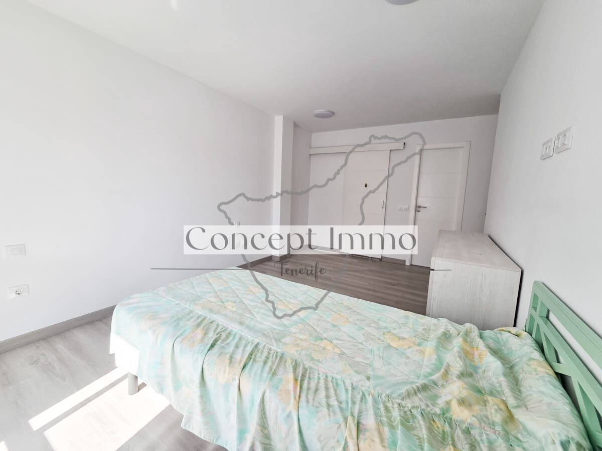 2 bedroom Flat for sale in Cabo Blanco with pool garage - € 262,500 (Ref: 9844324)