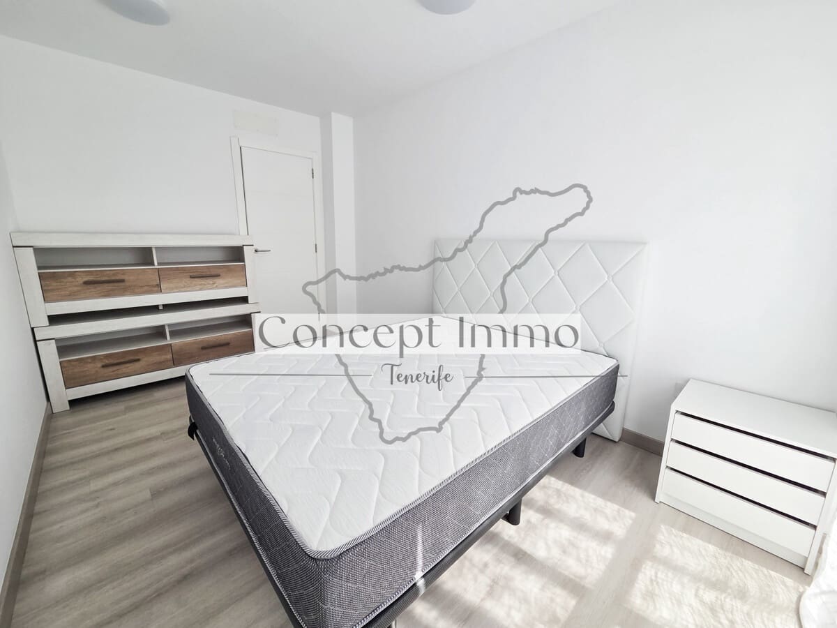 2 bedroom Flat for sale in Cabo Blanco with pool garage - € 262,500 (Ref: 9844324)