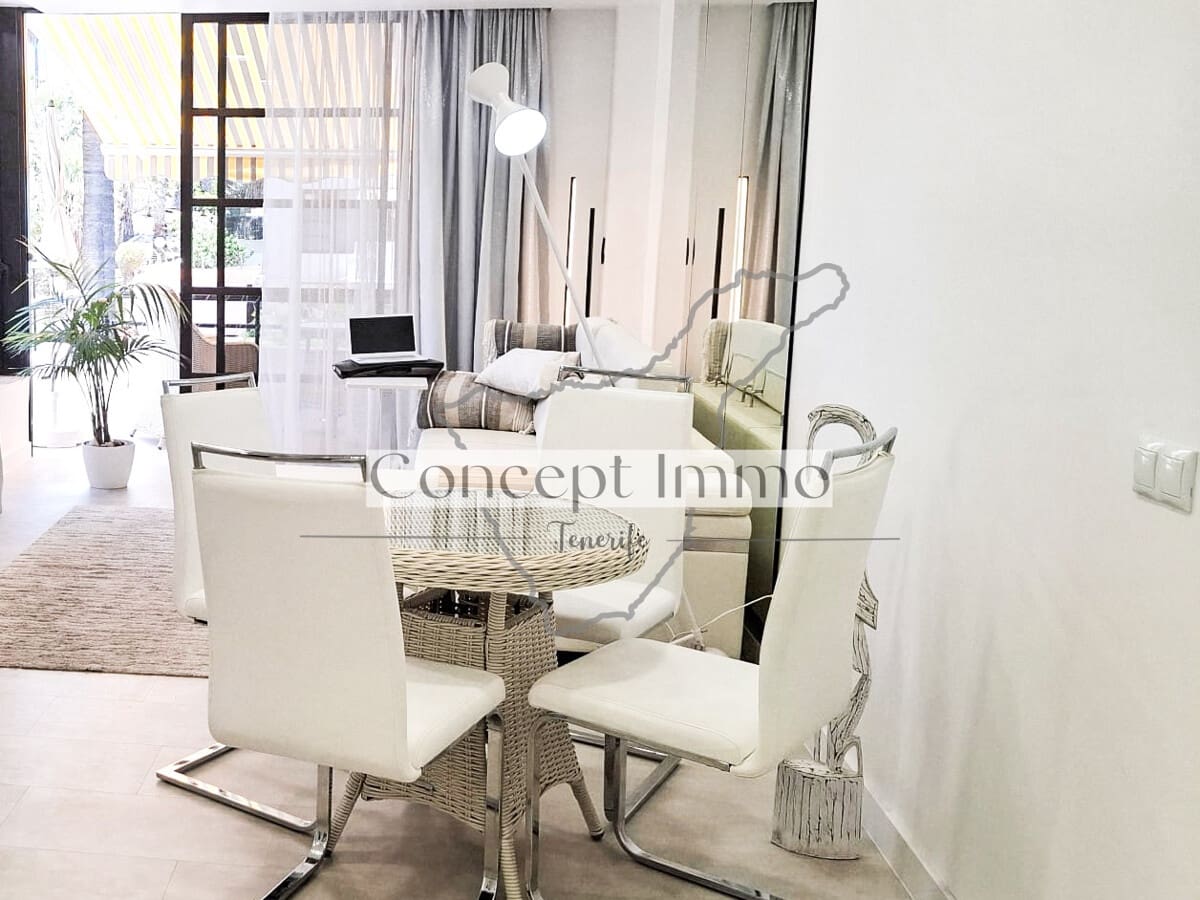 2 quarto Apartamento para venda em Playa de las Americas com piscina - 499 000 € (Ref: 9854668)