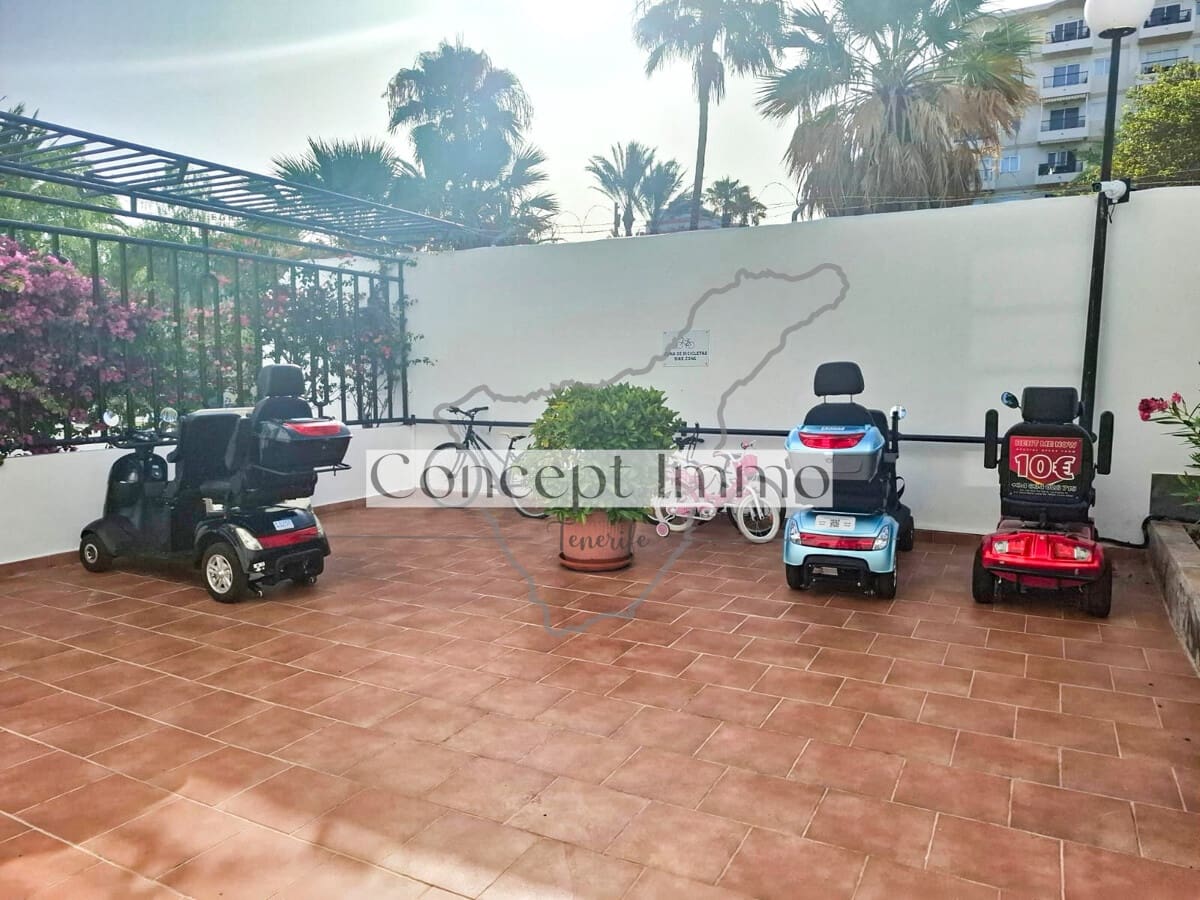 2 quarto Apartamento para venda em Playa de las Americas com piscina - 499 000 € (Ref: 9854668)