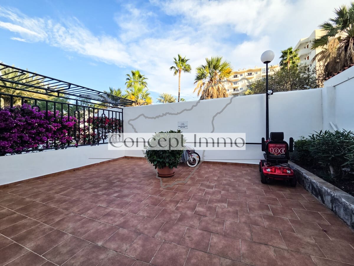 2 quarto Apartamento para venda em Playa de las Americas com piscina - 499 000 € (Ref: 9854668)