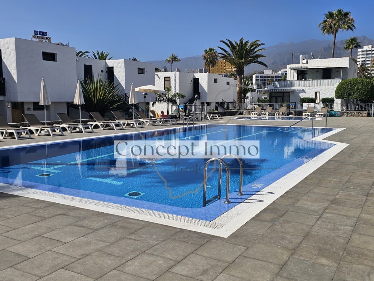 1 soveværelse Lejlighed til salg i Costa Adeje med swimmingpool garage - € 299.000 (Ref: 9880267)